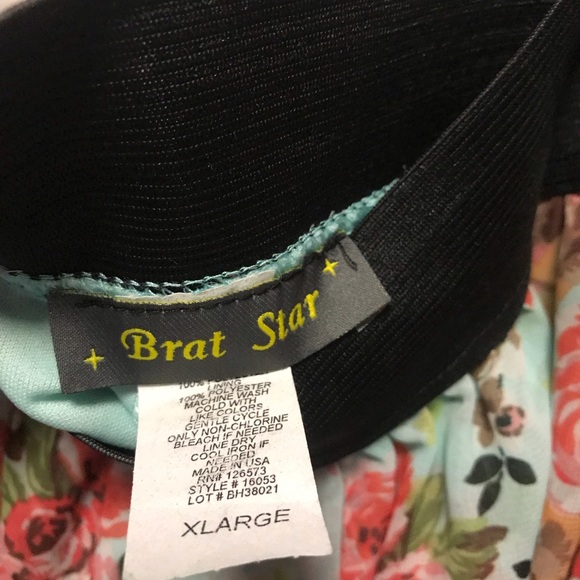 High-Low Skirt - Picture 3 of 3